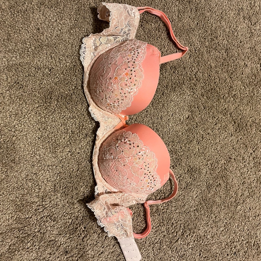 Victoria’s secret bra